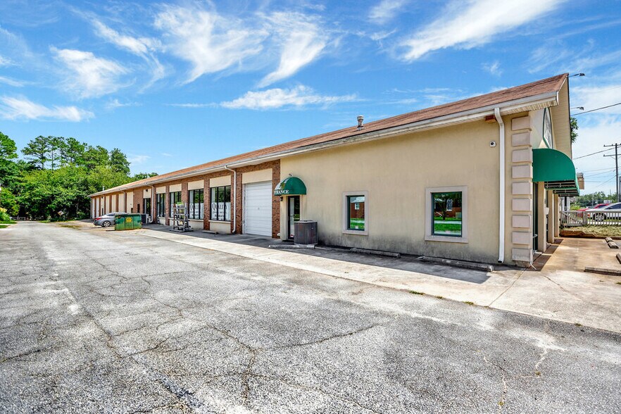 More Photos Of 516 Pearman Dairy Rd, Anderson Freestanding For Sale