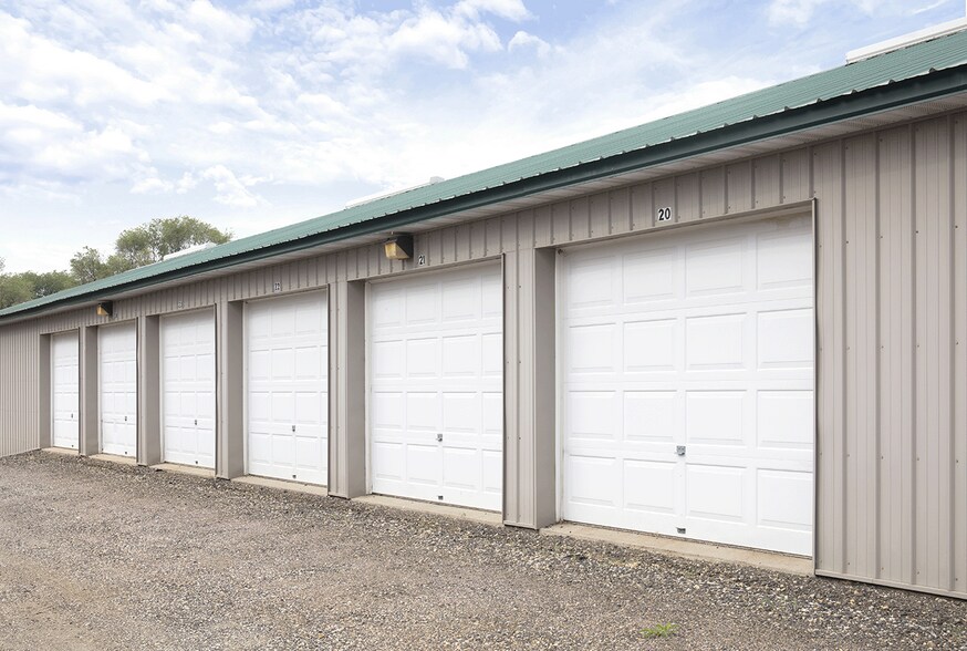 More Photos Of 300 Nichols St, Saint Peter Self Storage For Lease
