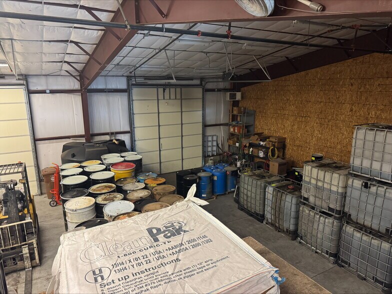 More Photos Of 5745 Industry Way, Chubbuck Warehouse For Lease