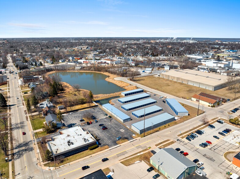 More Photos Of 1751 Deckner Ave, Green Bay Medical For Sale