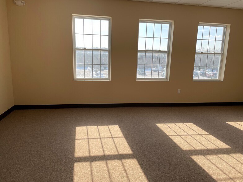 More Photos Of 250 Old New Brunswick Rd, Piscataway Unknown For Lease