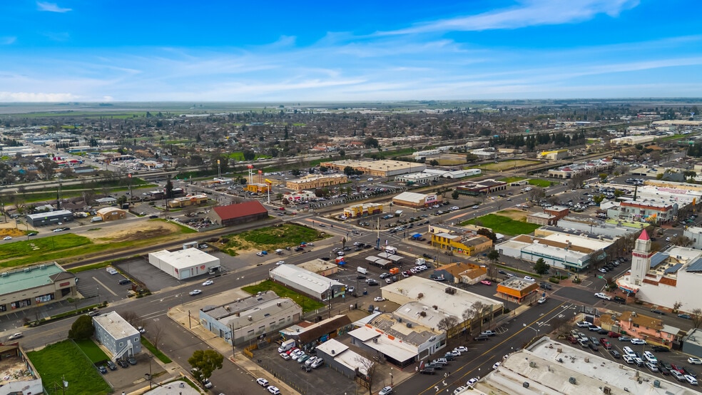 More Photos Of 1616 Martin Luther King Jr Way, Merced Land For Sale