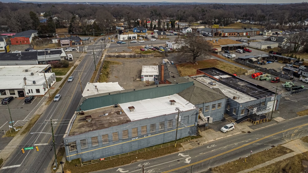 More Photos Of 226 S Linwood Rd, Gastonia Warehouse For Sale