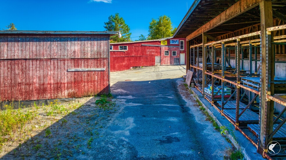 More Photos Of 6110 Sentinel Rd, Lake Placid Lumberyard For Sale