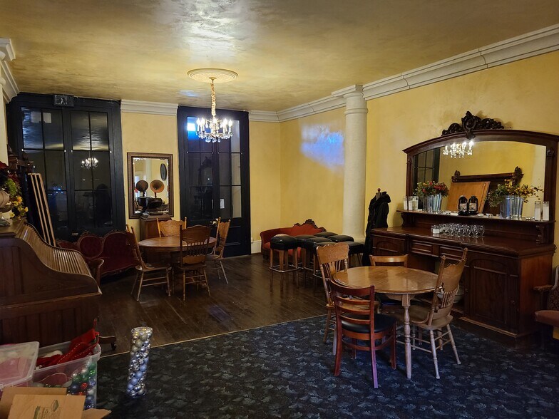 8304 Main St, Mokelumne Hill, CA 95245 Hotel For Sale