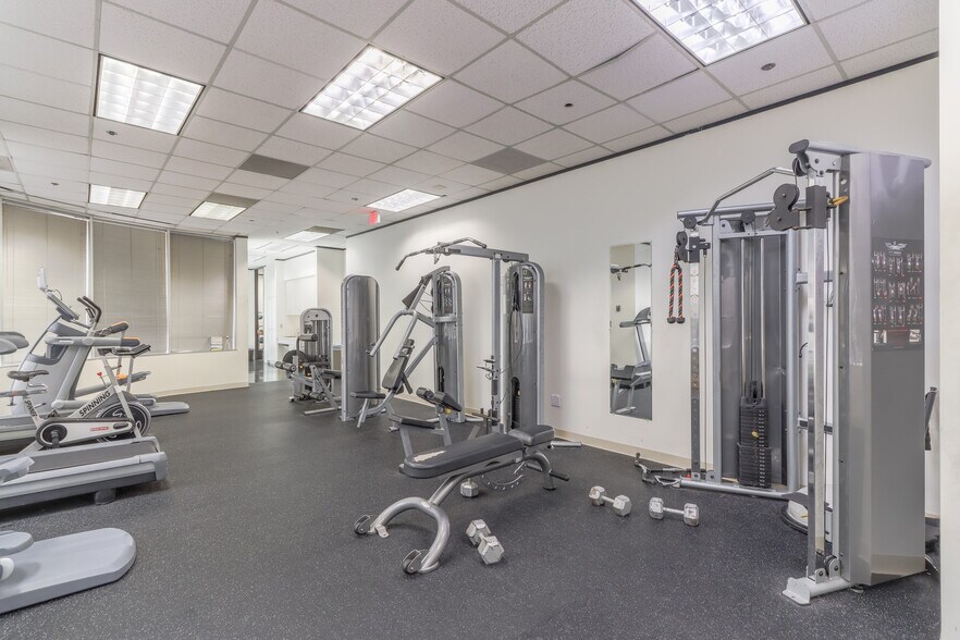 More Photos Of 100 Glenborough Dr, Houston Office For Lease