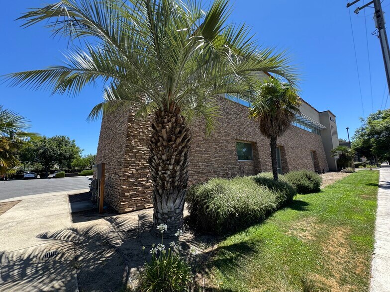 More Photos Of 3900 Geer Rd, Turlock Medical For Sale
