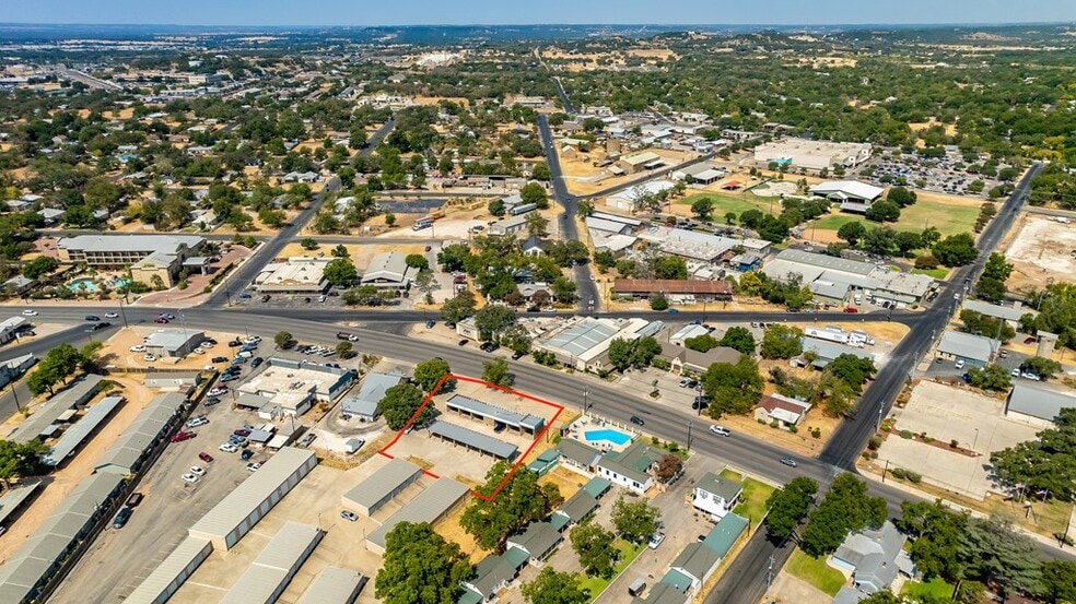 More Photos Of 405 S Washington St, Fredericksburg Carwash For Sale