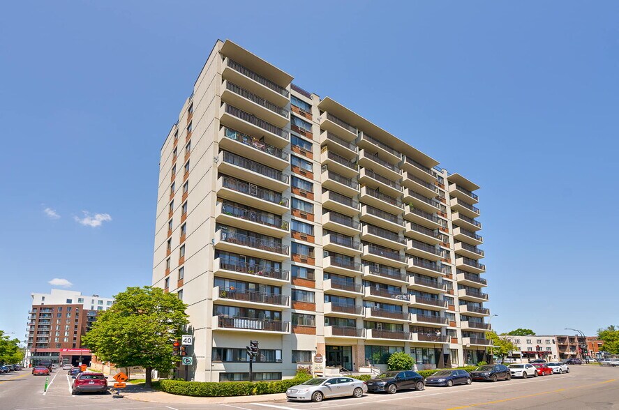 More Photos Of 5425-5455 Rue De Terrebonne, Montréal Apartments For Lease