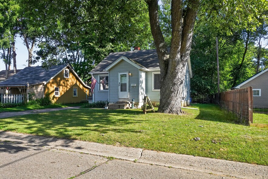 More Photos Of , Flushing Multifamily For Sale