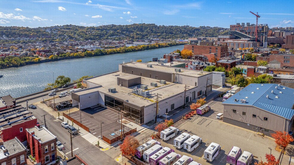More Photos Of 304 Jumonville St, Pittsburgh Manufacturing For Lease