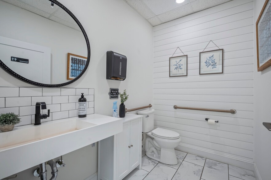 More Photos Of 2275 Highway 33, Hamilton Square Medical For Sale