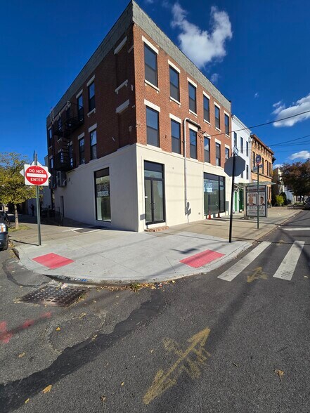 More Photos Of 72 Van Dyke St, Brooklyn Apartments For Lease