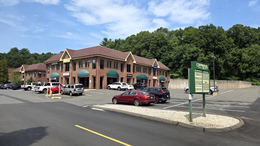 More Photos Of 900 Straits Tpke, Middlebury Office For Lease