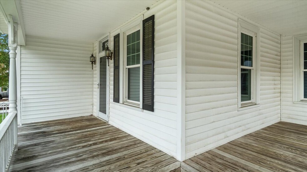 More Photos Of 109 Gilliam St, Oxford Medical For Lease