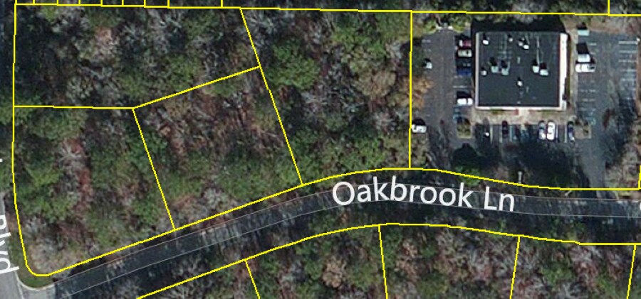 More Photos Of 500 Oakbrook Ln, Summerville Office For Lease