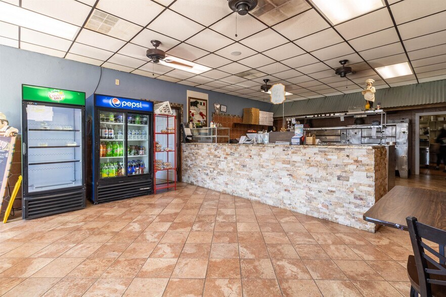 More Photos Of 212 New Jersey Ave, Wildwood Storefront For Sale
