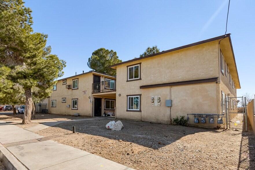 Primary Photo Of 11941 Lee Ave, Adelanto Apartments For Sale