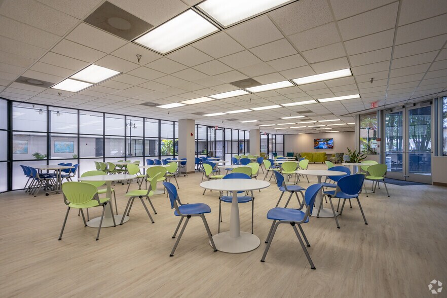 More Photos Of 1150 Gemini St, Houston Office For Lease