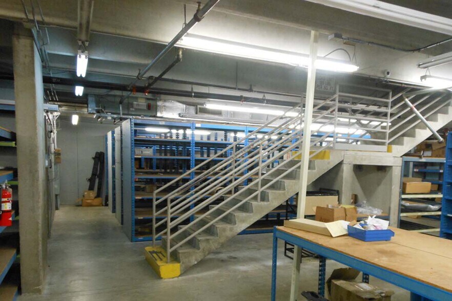 More Photos Of 4636 N Dale Mabry Hwy, Tampa Auto Dealership For Lease