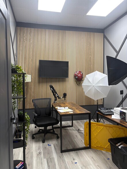 More Photos Of 12805 W Beardsley Rd, Sun City West General Retail For Lease