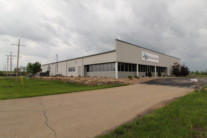 More Photos Of 1021 E 31st St, Lawrence Manufacturing For Lease