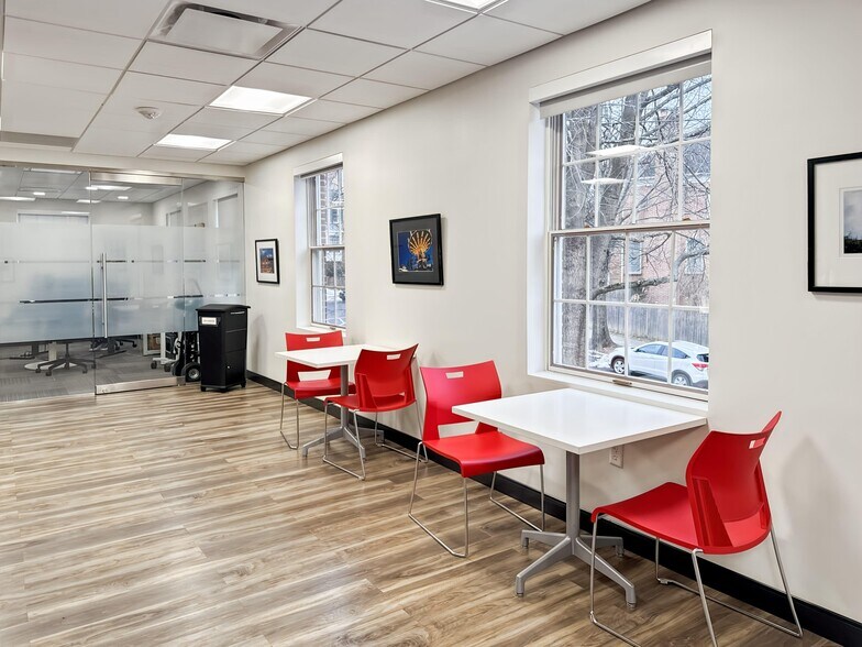 More Photos Of 4315 50th St NW, Washington Coworking Space