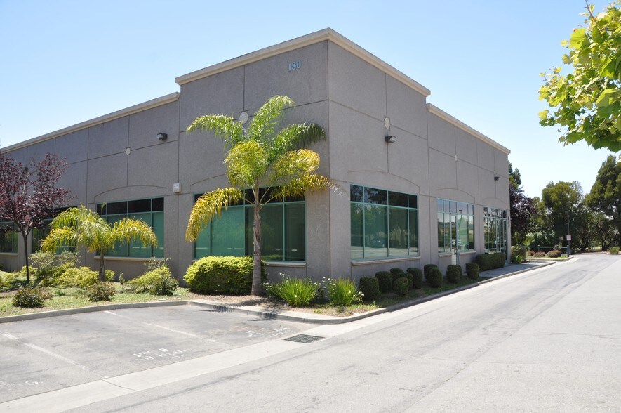 More Photos Of 180 Westridge Dr, Watsonville Office For Lease