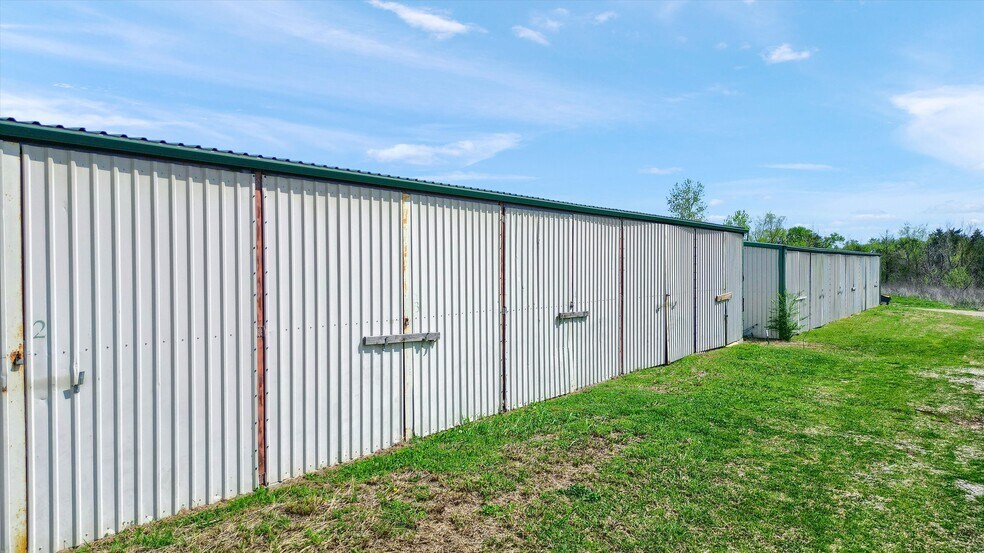 More Photos Of 470 Lazy Acres Cir, Pottsboro Self Storage For Sale