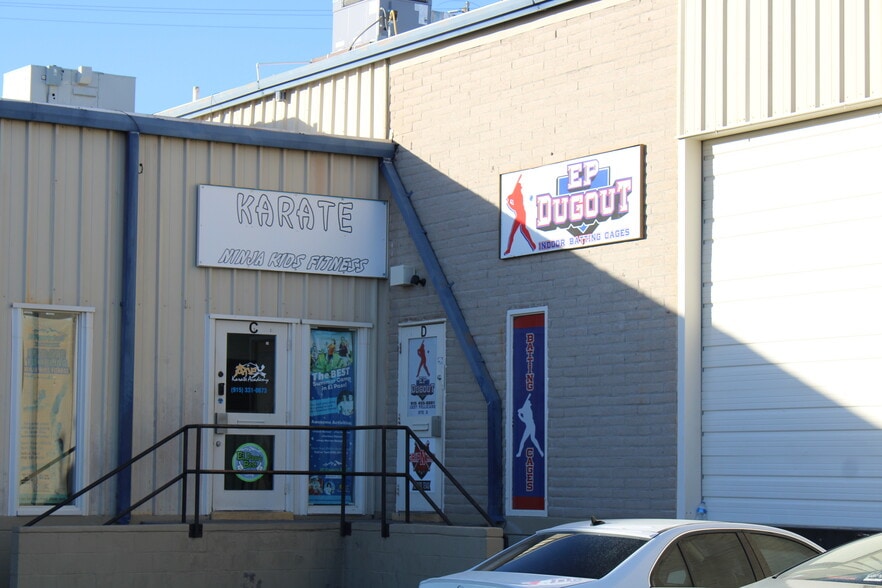 More Photos Of 11237 Pellicano Dr, El Paso Showroom For Lease