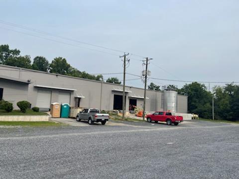 More Photos Of 506 Bear Creek Rd, Dalton Manufacturing For Sale