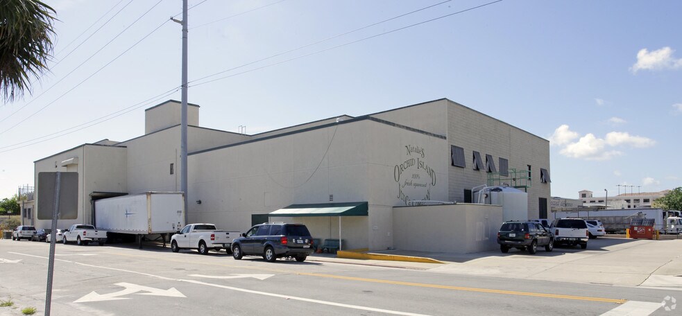 More Photos Of 325 N US HWY 1, Fort Pierce Industrial For Sale