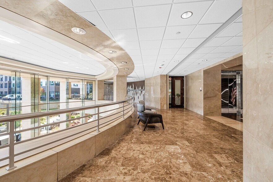 More Photos Of 5511 Capital Center Dr, Raleigh Office For Lease