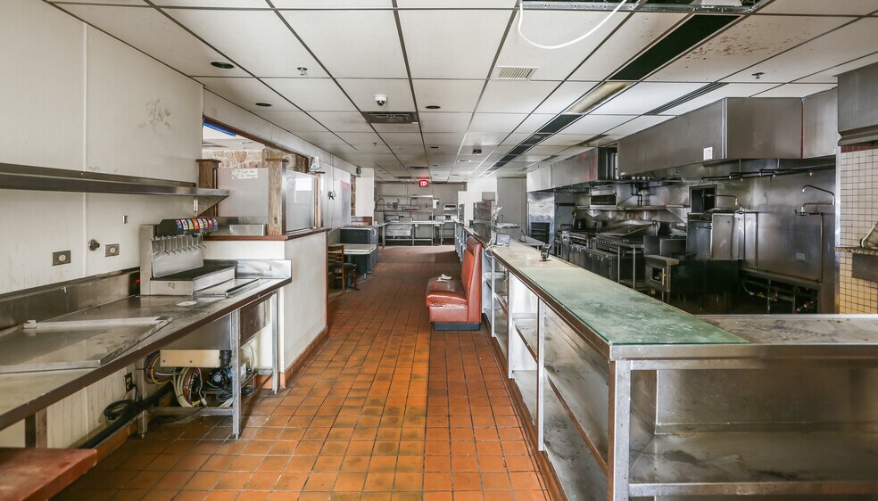 More Photos Of 265 Glendora Ave, West Covina Unknown For Lease