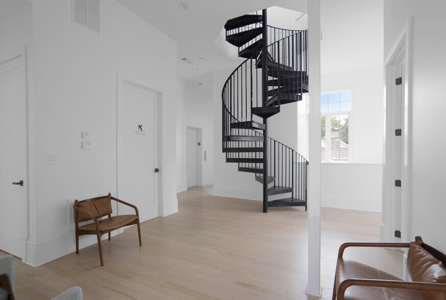 More Photos Of 1074 Ponce De Leon Ave, Atlanta Office For Sale