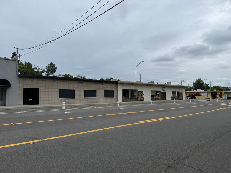 More Photos Of 840-844 Butte St, Redding Office For Lease