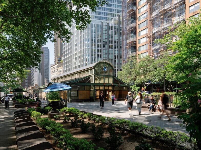 More Photos Of 1995 Broadway, New York Office For Lease