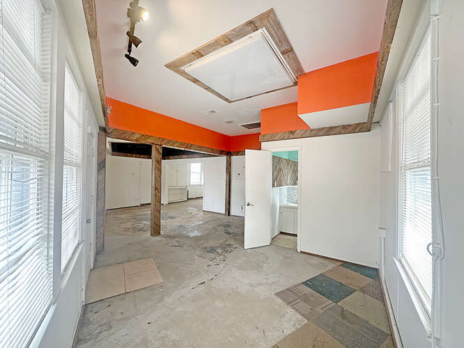 More Photos Of 3206 Houston Ave, Houston General Retail For Sale