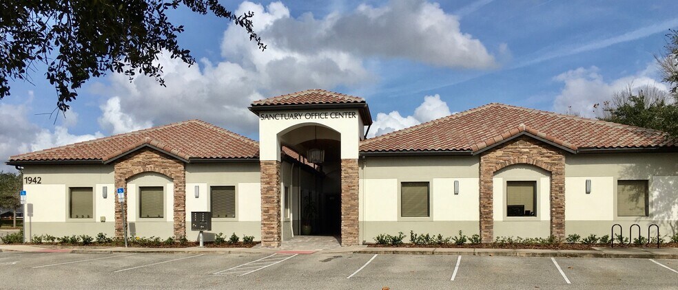 Primary Photo Of 1942 W CR 419, Oviedo Office For Lease