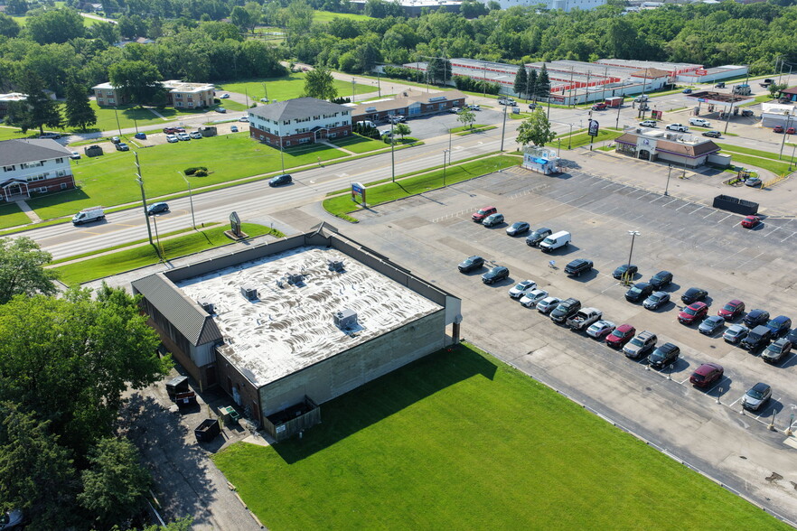 More Photos Of , Aurora General Retail For Sale