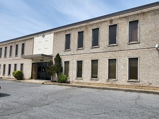 More Photos Of 10739-10741 Tucker St, Beltsville Warehouse For Lease