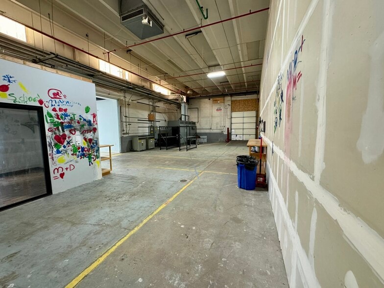 More Photos Of 750 Garden Of The Gods Rd, Colorado Springs Storefront For Lease