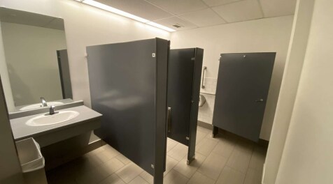 More Photos Of 2500 W Layton Ave, Milwaukee Office For Sale