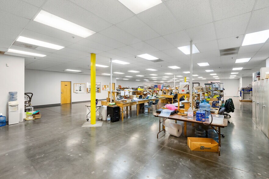 More Photos Of 6690 Doolittle Ave, Riverside Warehouse For Sale