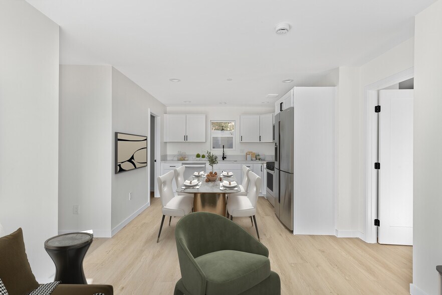More Photos Of 740 Cotton St, San Diego Multifamily For Sale