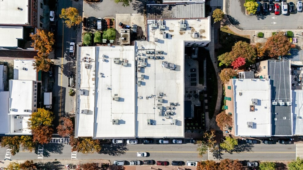 More Photos Of 140 E Main St, Rock Hill Office For Lease