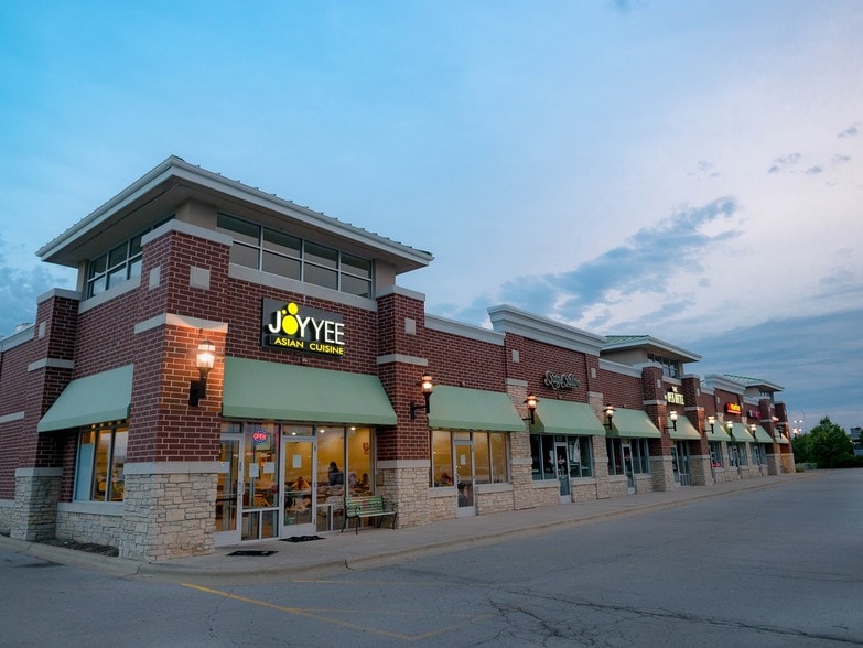 More Photos Of 7101 183rd St, Tinley Park Unknown For Lease