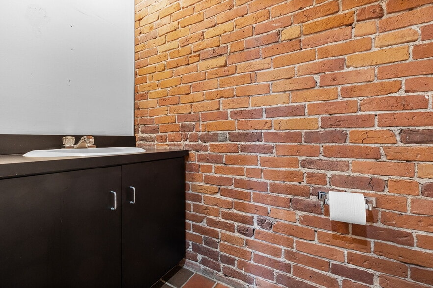 More Photos Of 3-5 Harvard Ave, Brookline Loft Creative Space For Sale