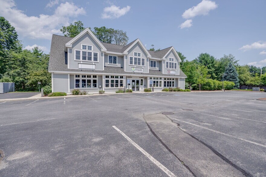 More Photos Of 3 Forge Village Rd, Groton Office For Lease