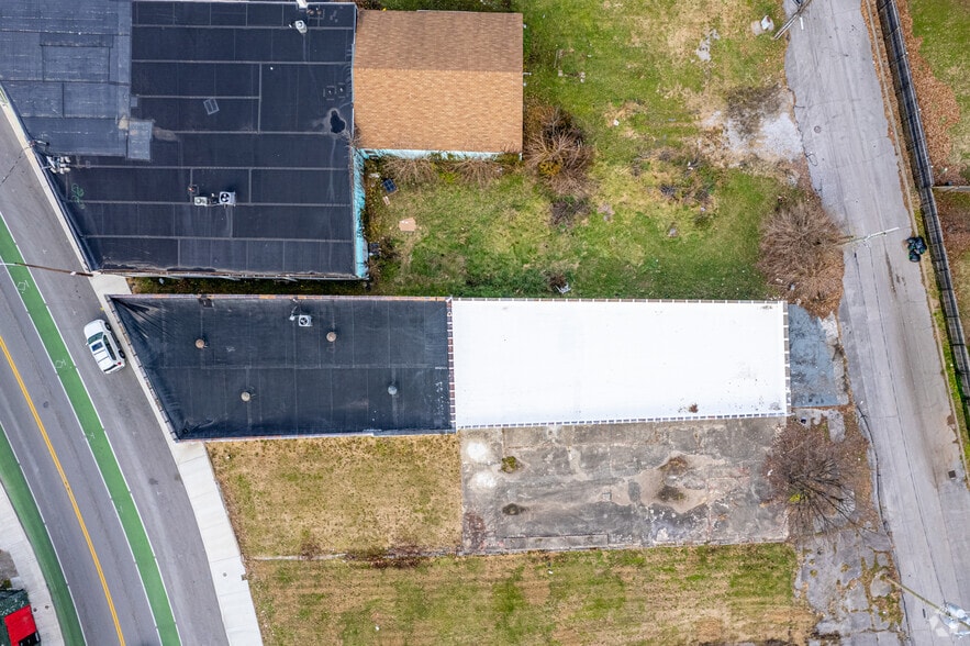 More Photos Of 507 E 3rd St, Lexington Warehouse For Sale